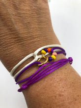 Afbeelding in Gallery-weergave laden, Satijnkoord armband gebroken wit